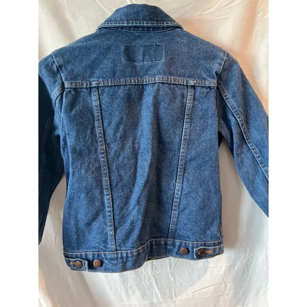 Wrangler boys medium unlined denim jacket.